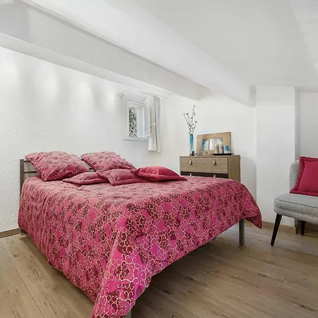 In Nearby Local Market Apartment *